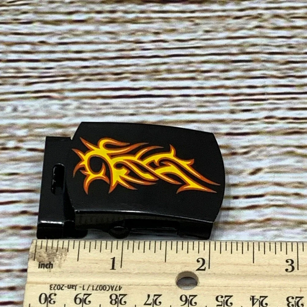 Tribal Flame Belt Buckle Black‎ Metal Flip Top Novelty Design